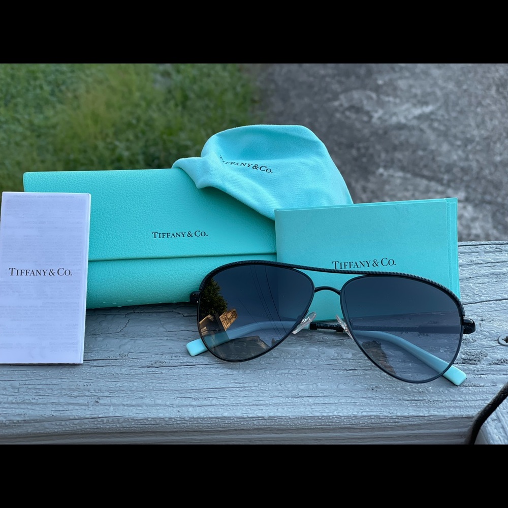 Brand new Tiffany & Co black aviator frames.